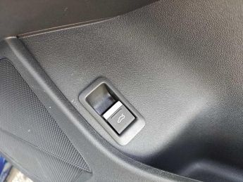 Audi Q4  Black Edition 35 e-tr 