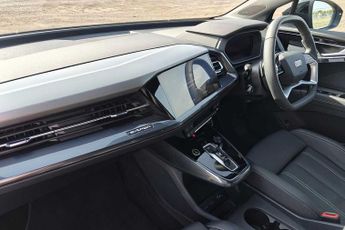 Audi Q4  Black Edition 35 e-tr 