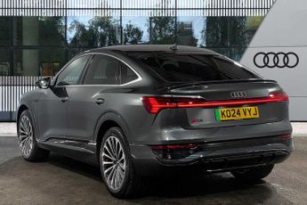 Audi Q8 Sportback S line 55 e-tron quattro 300,00 kW