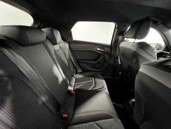 Audi A1 Sportback S line 30 TFSI  110 PS S tronic