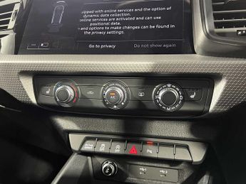Audi A1 Sportback S line 30 TFSI  110 PS S tronic