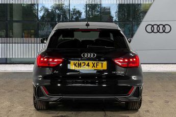 Audi A1 Sportback S line 30 TFSI  110 PS S tronic