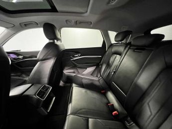 Audi e-tron Launch Edition 55 quattro 300,00 kW