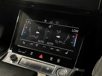 Audi e-tron Launch Edition 55 quattro 300,00 kW