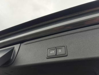 Audi A4 Avant S line 40 TFSI  204 PS S tronic