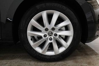 SKODA Superb 2.0 TDI CR SE Technology 5dr DSG