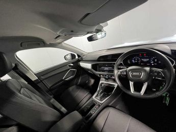 Audi Q3 Technik 35 TFSI  150 PS S tronic
