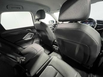 Audi Q3 Technik 35 TFSI  150 PS S tronic