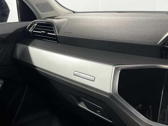 Audi Q3 Technik 35 TFSI  150 PS S tronic