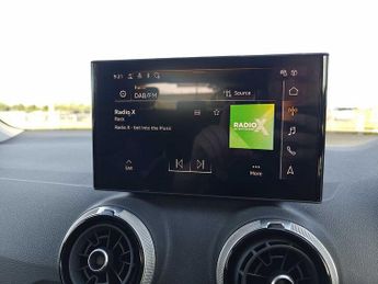 Audi Q2 Sport 35 TFSI  150 PS S tronic