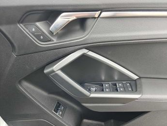 Audi Q3 Sportback S line 45 TFSI e  245 PS S tronic