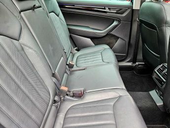 SKODA Kodiaq 2.0 TDI 200 Laurin + Klement 4X4 5dr DSG [7 Seat]