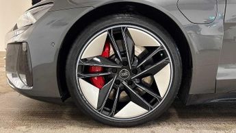 Audi RS e-tron GT Carbon Vorsprung   440,00 kW