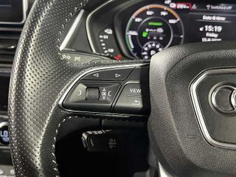 Audi Q5 Black Edition 50 TFSI e quattro 299 PS S tronic
