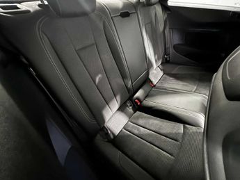 Audi A5 Coup- Black Edition 35 TFSI  150 PS S tronic
