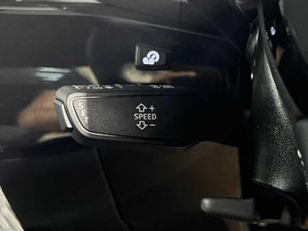 Audi A5 Coup- Black Edition 35 TFSI  150 PS S tronic