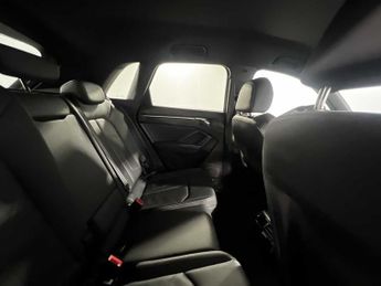 Audi Q3 S line 35 TFSI  150 PS S tronic