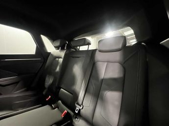 Audi Q3 S line 35 TFSI  150 PS S tronic