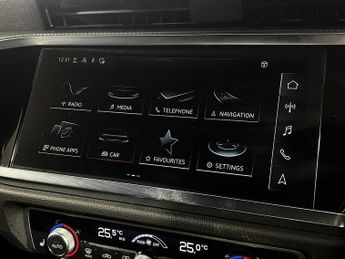 Audi Q3 S line 35 TFSI  150 PS S tronic