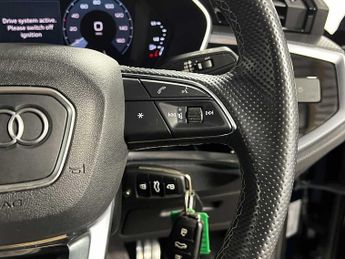 Audi Q3 S line 35 TFSI  150 PS S tronic