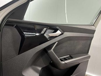 Audi A1 Sportback S line 30 TFSI  110 PS S tronic