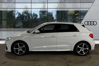 Audi A1 Sportback S line 30 TFSI  110 PS S tronic