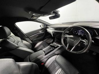 Audi e-tron S line 50 quattro 230,00 kW