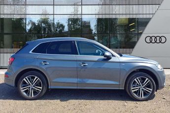 Audi Q5 S line Competition 55 TFSI e quattro 367 PS S tronic