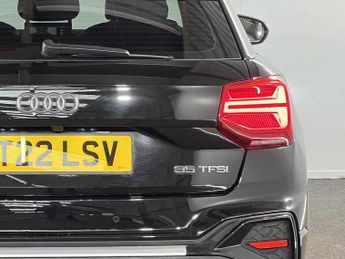 Audi Q2 S line 35 TFSI  150 PS S tronic