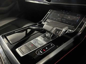 Audi Q7 Black Edition 55 TFSI quattro 340 PS tiptronic