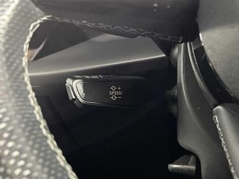 Audi A3 Sportback S line 40 TFSI e  204 PS S tronic