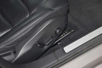 Volvo V60 Sportswagon 2.0 T4 [190] Momentum Plus 5dr Auto