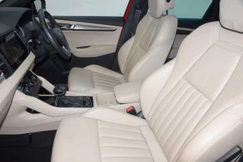SKODA Karoq Diesel Estate 2.0 TDI Edition 4x4 5dr DSG