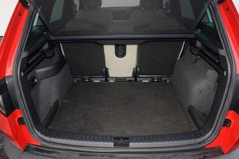 SKODA Karoq Diesel Estate 2.0 TDI Edition 4x4 5dr DSG