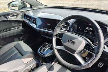Audi Q4  (S) S line 40 e-tron  