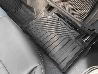 Audi Q6 E-Tron SUV Q6 SUV S line e-tron quattro 285,00 kW
