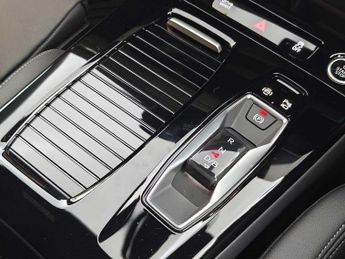 Audi Q6 E-Tron SUV Q6 SUV S line e-tron quattro 285,00 kW