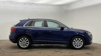 Audi Q3 Sport 35 TFSI  150 PS S tronic