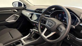 Audi Q3 Sport 35 TFSI  150 PS S tronic