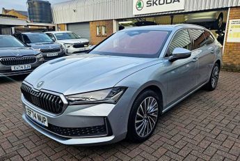 SKODA Superb 2.0 TDI 193 Laurin + Klement 4X4 5dr DSG