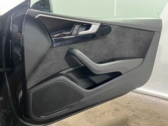 Audi A5 Coup- Edition 1 35 TFSI  150 PS S tronic