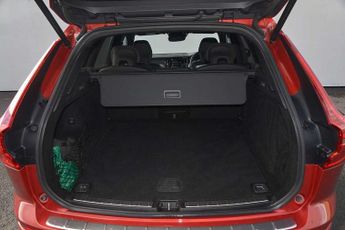 Volvo Xc60 2.0 B4D R DESIGN 5dr AWD Geartronic