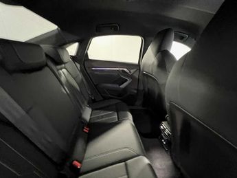 Audi A3 Saloon S line 35 TFSI  150 PS S tronic