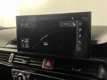 Audi A4 Avant Black Edition 40 TFSI  204 PS S tronic