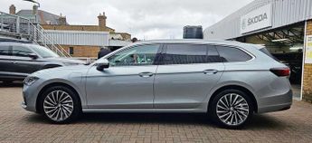SKODA Superb 1.5 TSI iV Laurin + Klement DSG 5dr