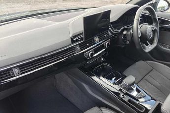 Audi A4 Avant Black Edition 40 TFSI  204 PS S tronic