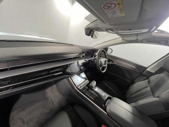 Audi A8 Sport 60 TFSI e quattro 462 PS tiptronic