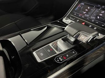 Audi A8 Sport 60 TFSI e quattro 462 PS tiptronic