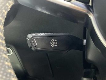 Audi TT Roadster Black Edition 45 TFSI  245 PS S tronic