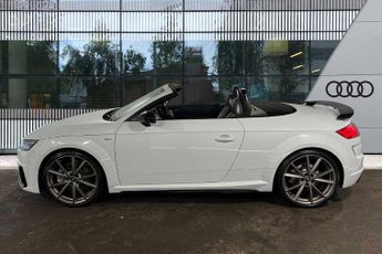 Audi TT Roadster Black Edition 45 TFSI  245 PS S tronic